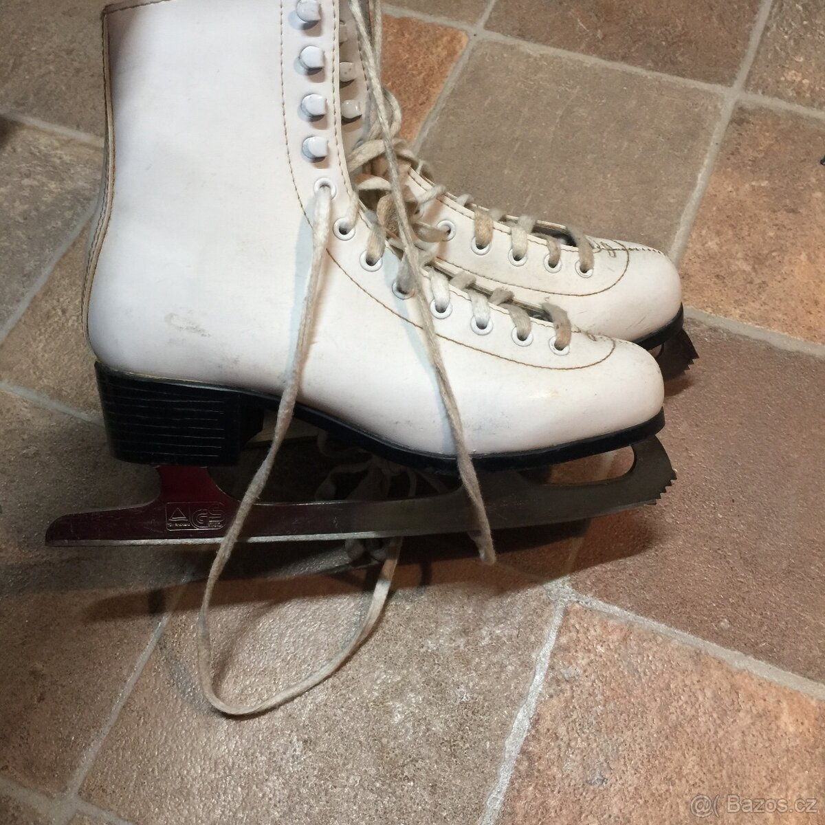 bílé krasobruslařské dámské brusle vel 36 - 9