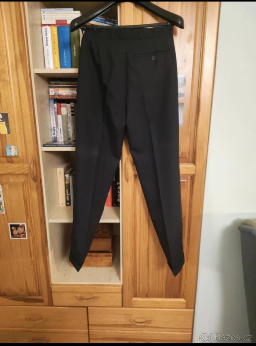 Prodám chlapecký oblek - 9