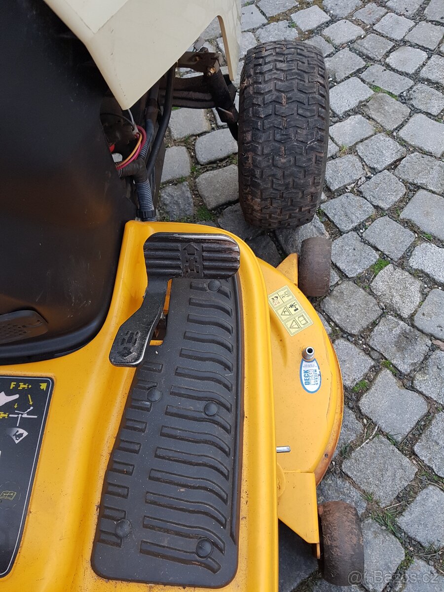 Zahradní traktor Cub Cadet CC 1019 HN - 9