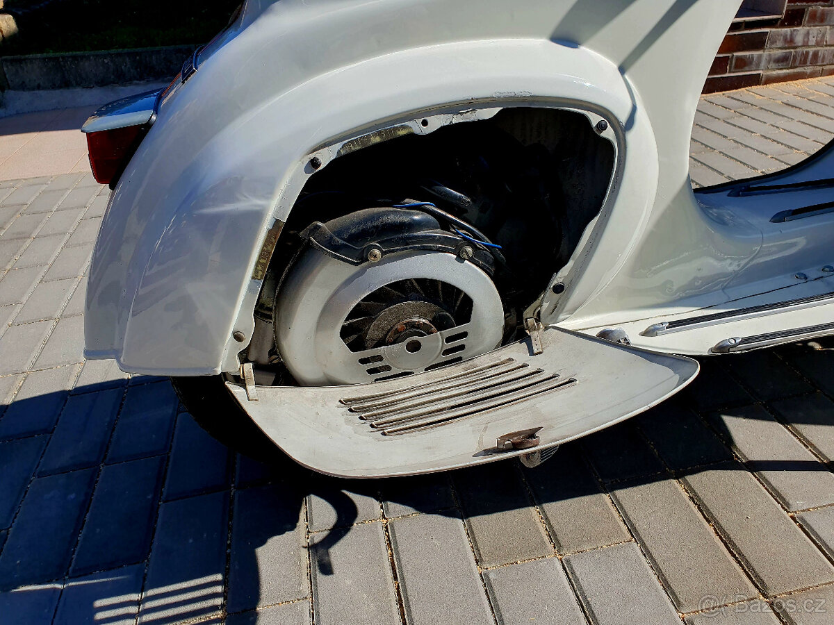 Piaggio Vespa 50 Special 1974 - 9