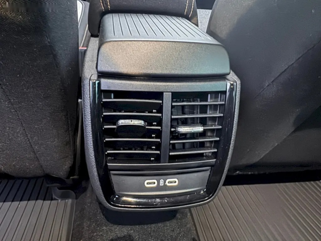 Škoda Scala, Selection 1.0TSI/85kW 1 - 9