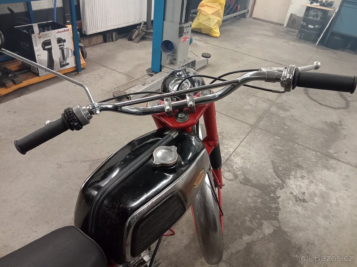 Jawa 90 - 9