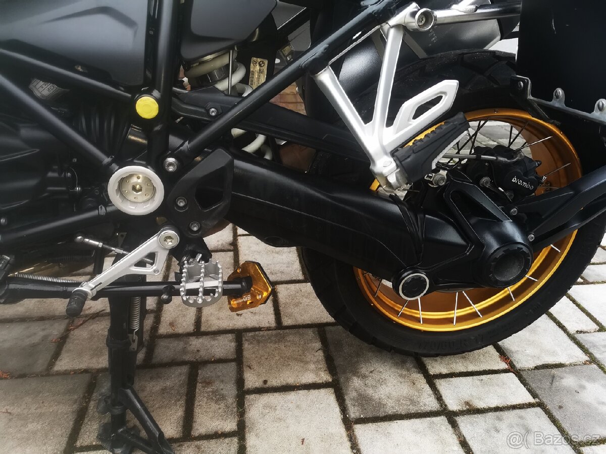 BMW R 1250 GSA 40 Years Edition - 9