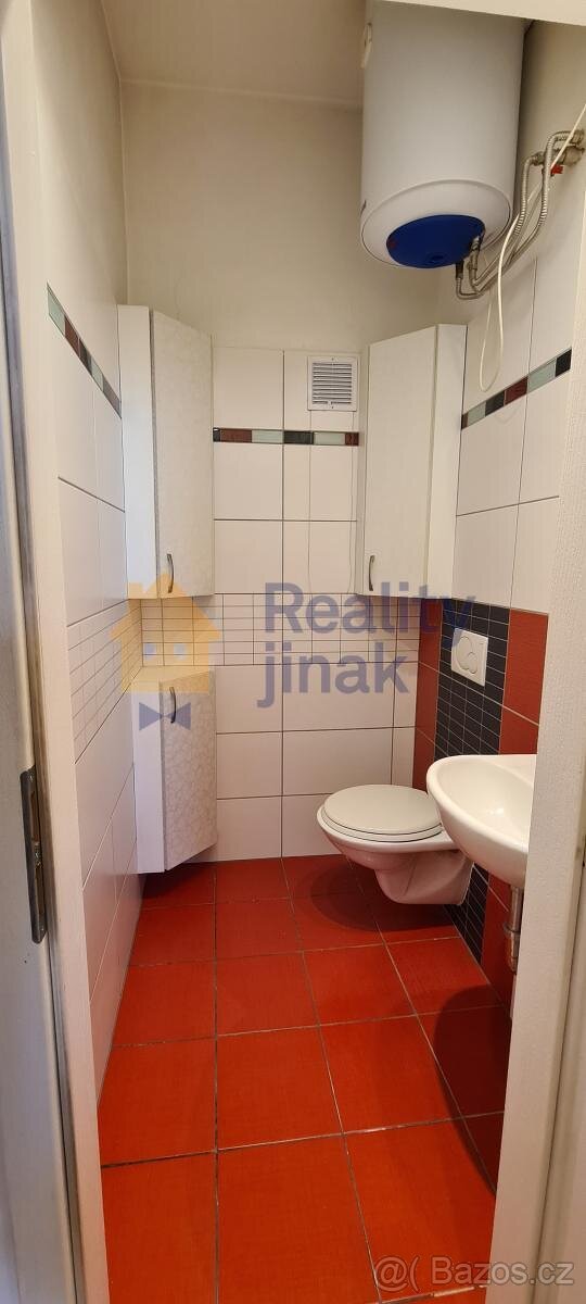 Prodej obchodního prostoru v centru Brna, 52 m2, ul. Nádražn - 9