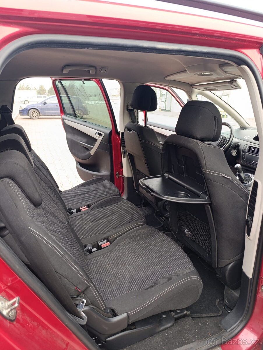 Citroën c4 picasso 1.6hdi 16v - 9