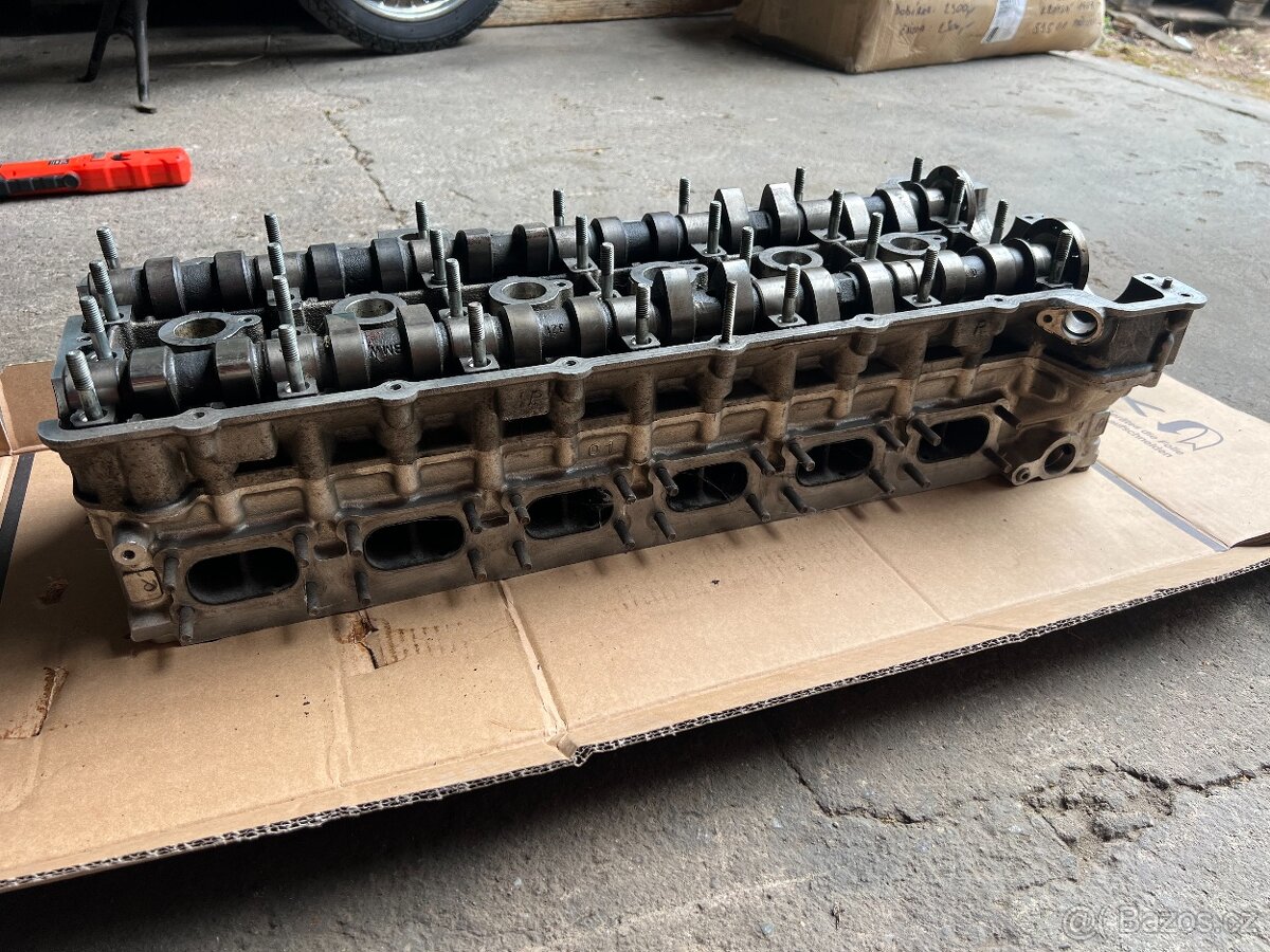 BMW E36 M3 3,0 S50B30 hlava motoru - 9