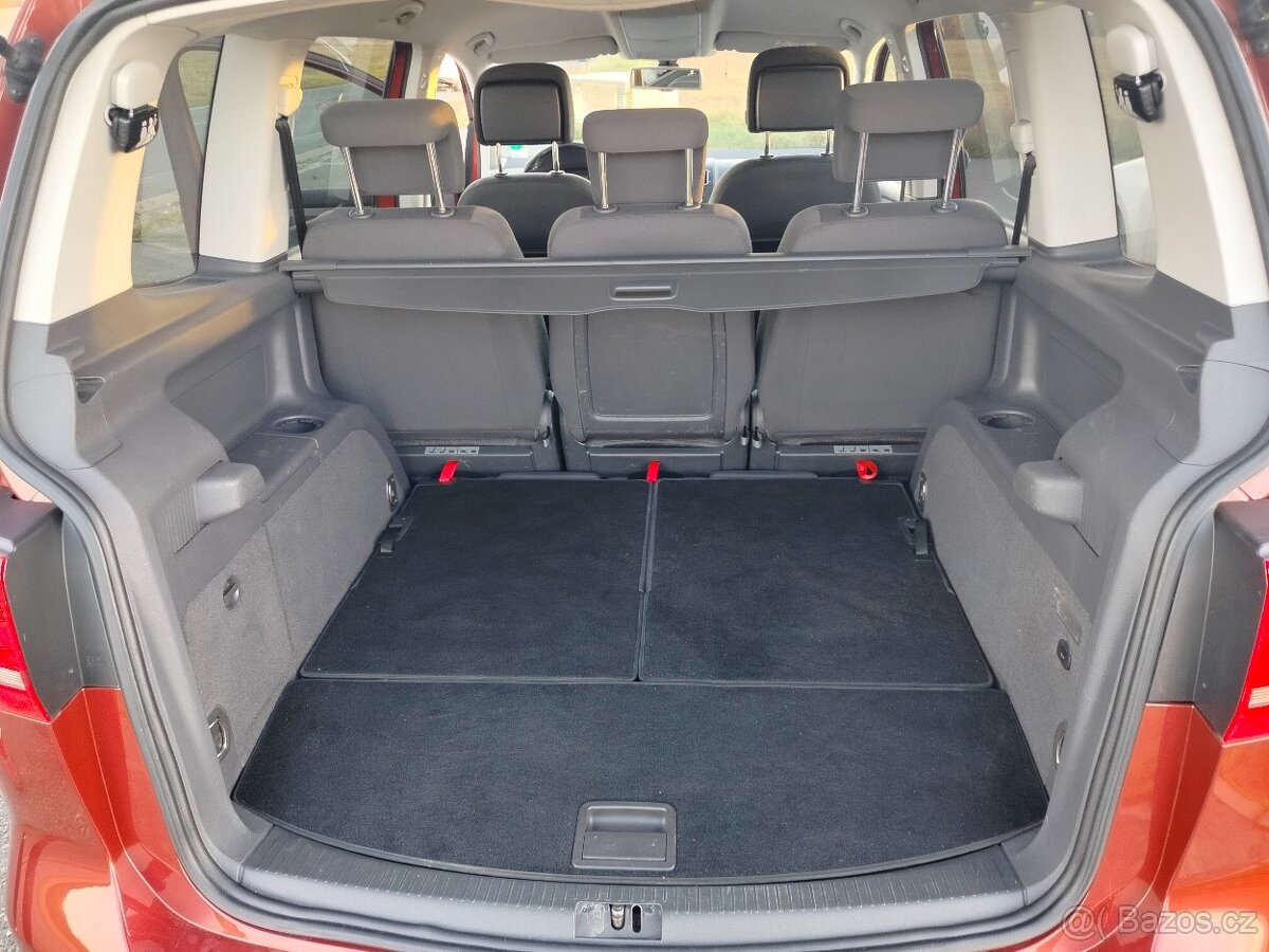 Volkswagen Touran 2.0 TDI 7 MÍST 2014 - 9