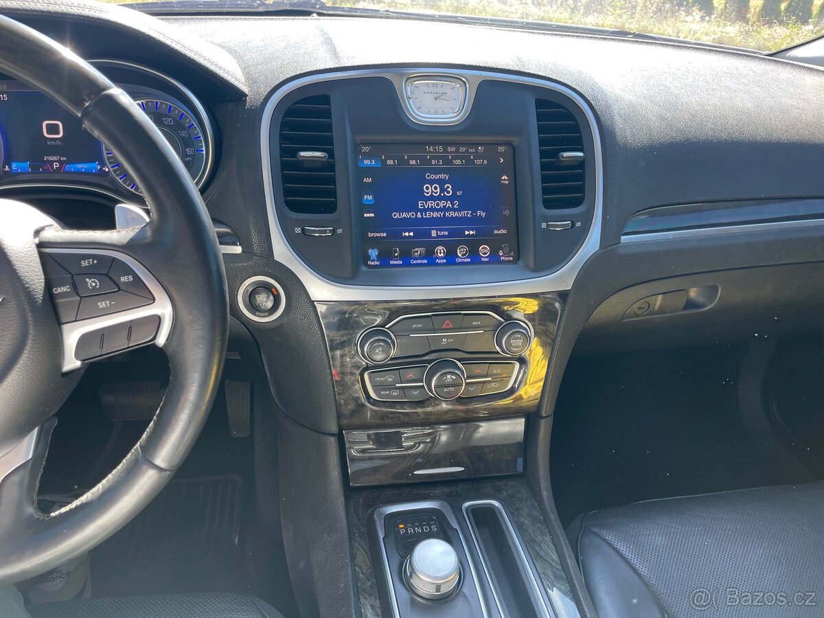 Chrysler 300c 5.7 HEMI V8 rv 2015 - 9