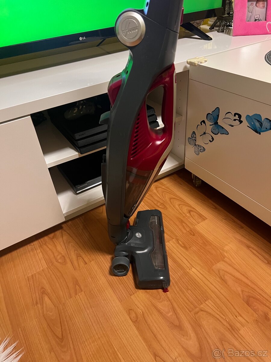 HOOVER TYČOVÝ VYSAVÁ 2v 1 - 9