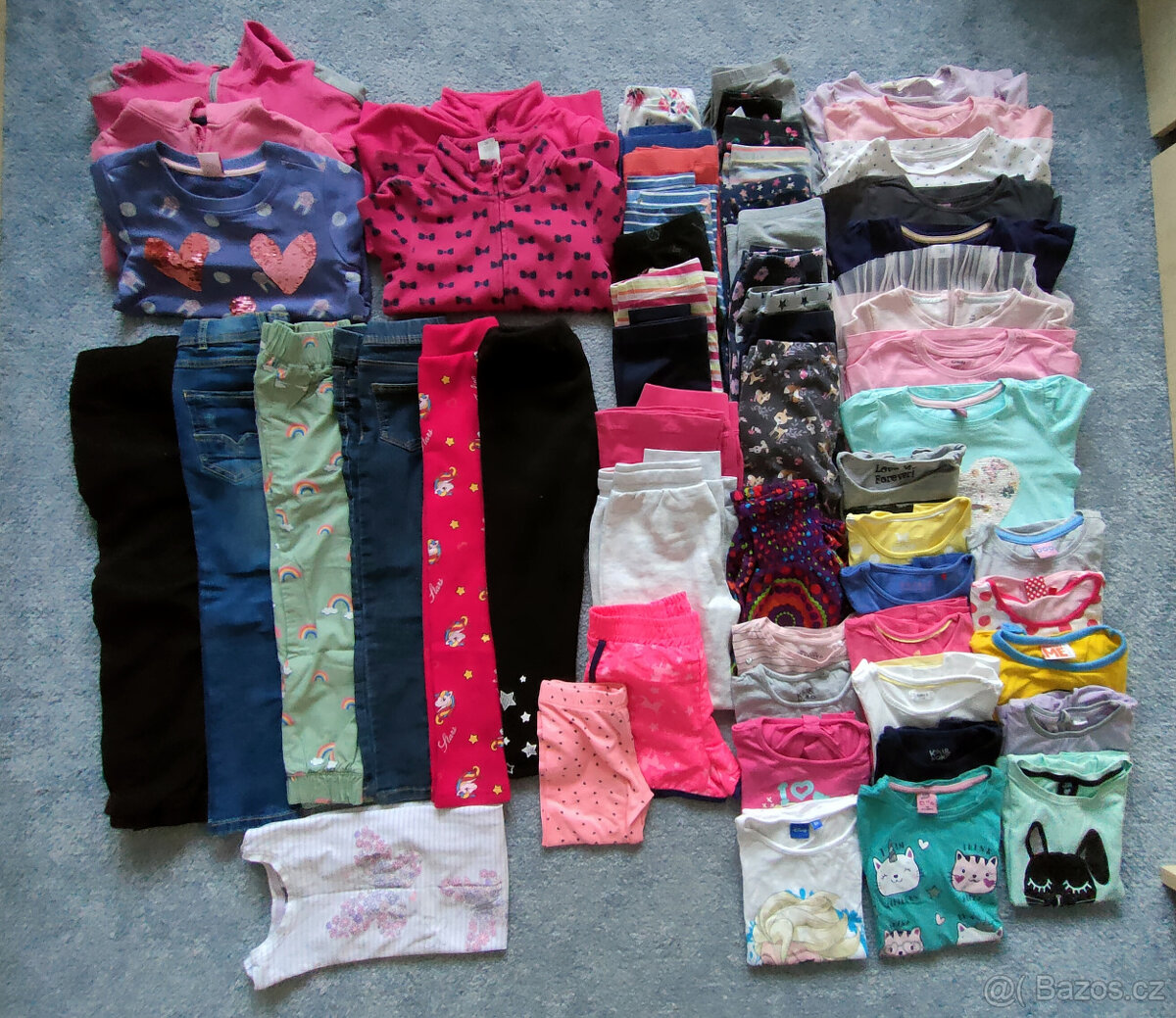 24 kusů oblečení pro holčičku - velikost 80 - 9