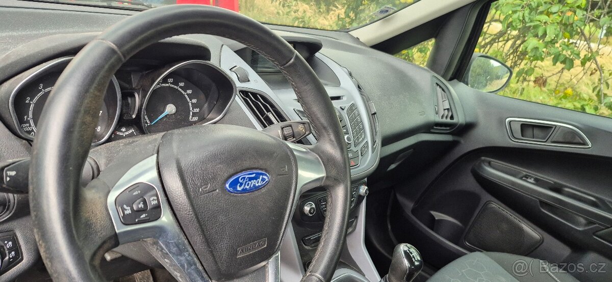 Ford B-Max 1.0i rok 2014 - 9