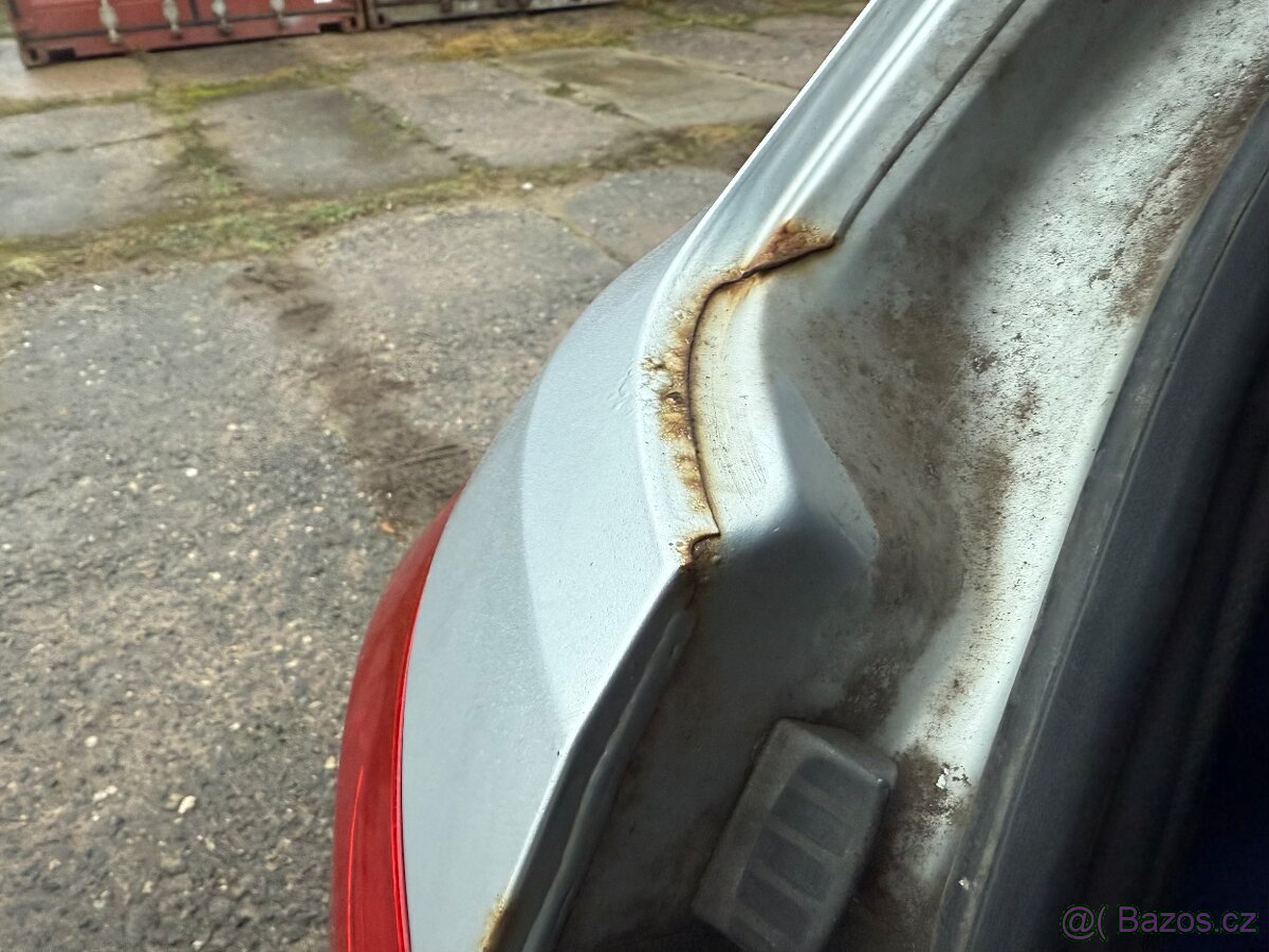 VW Passat B7 Variant 2.0 tdi 103kw DSG - DPH - 9