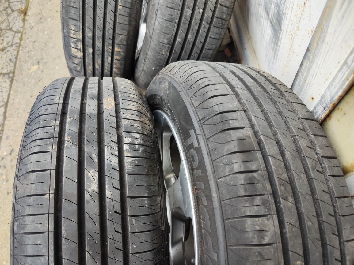 17"letní alu sada Sargas 5x108 origo Volvo XC70 XC60 215/60 - 9