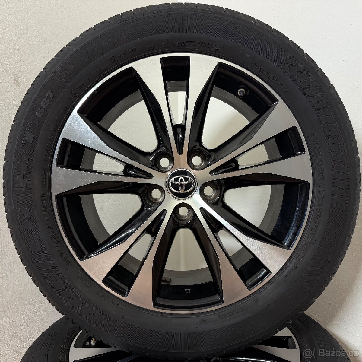 TOYOTA RAV4 5x114,3 R18 ET45+LETNÍ 235/55R18 5mm - 9