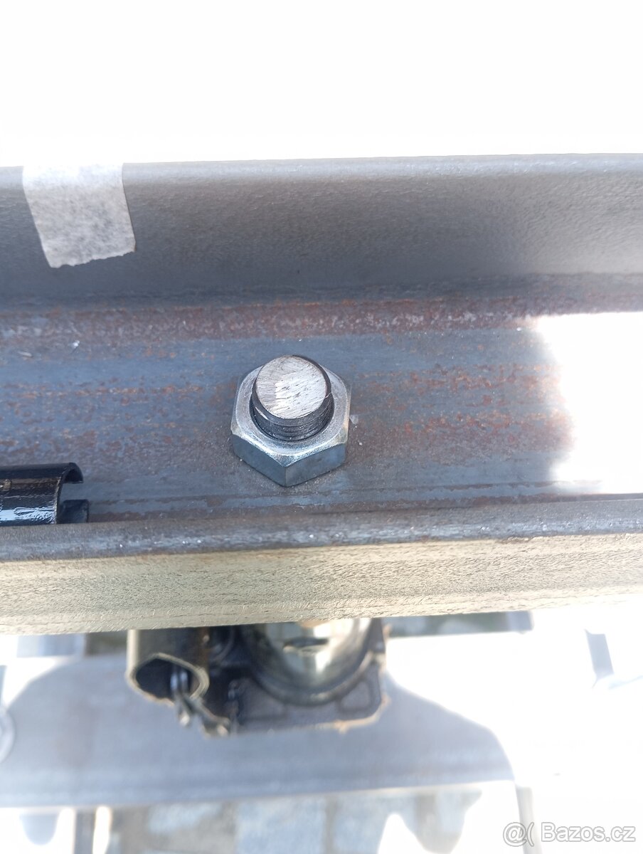 Hydraulický lis - 9