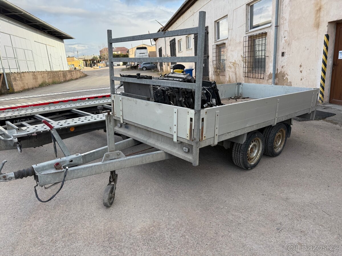 Pronájem Autopřepravník Plato - 9