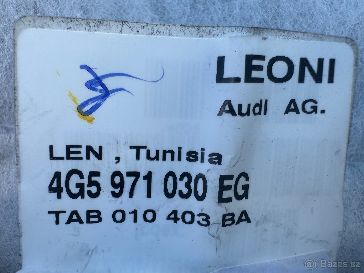 Dily pravych prednich dveri - Audi A6 4G/C7 avant - 9