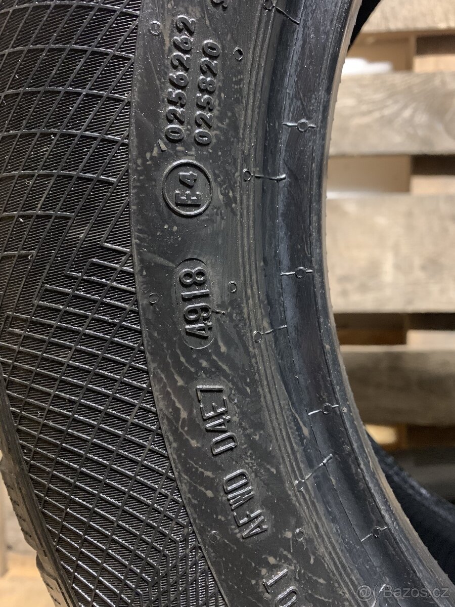 2ks 205/60/16 Continental/2018/92H/zimní 7.2m - 9