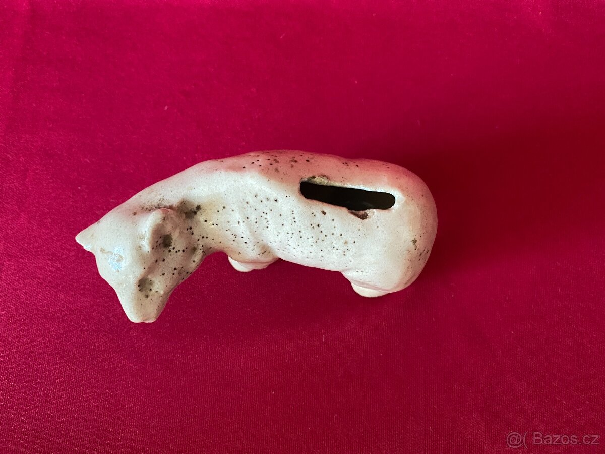 kasička pokladnička stará pokladnička lední medvěd RARITA - 9