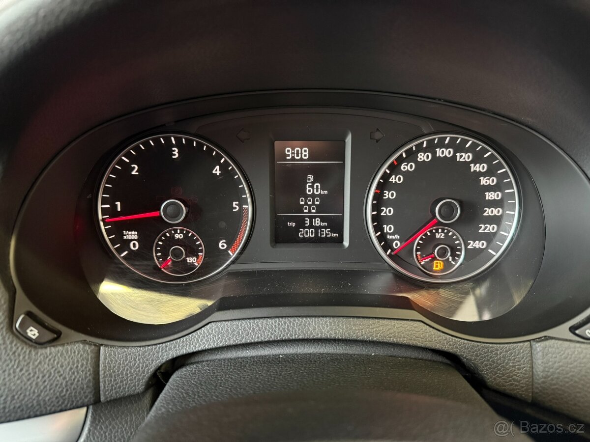 Volkswagen Sharan 2.0 TDI 103 kW 7míst, tažné - 9