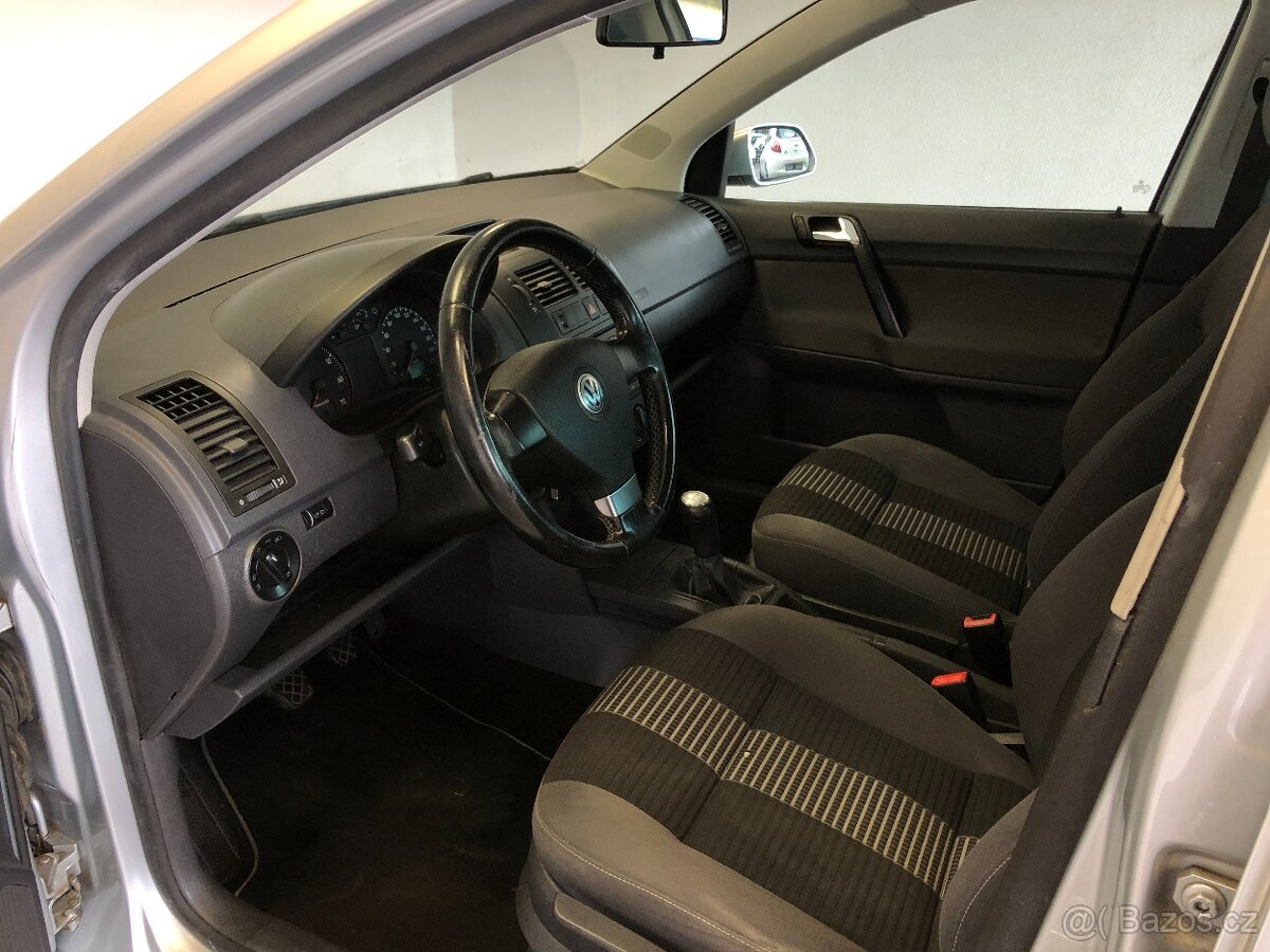 VOLKSWAGEN POLO 1.2 HTP - 9