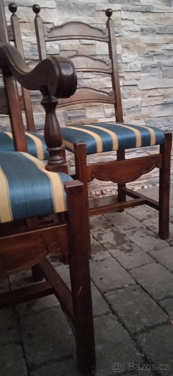 Stylové masivní dřevěné židle 4+1 ks - 9