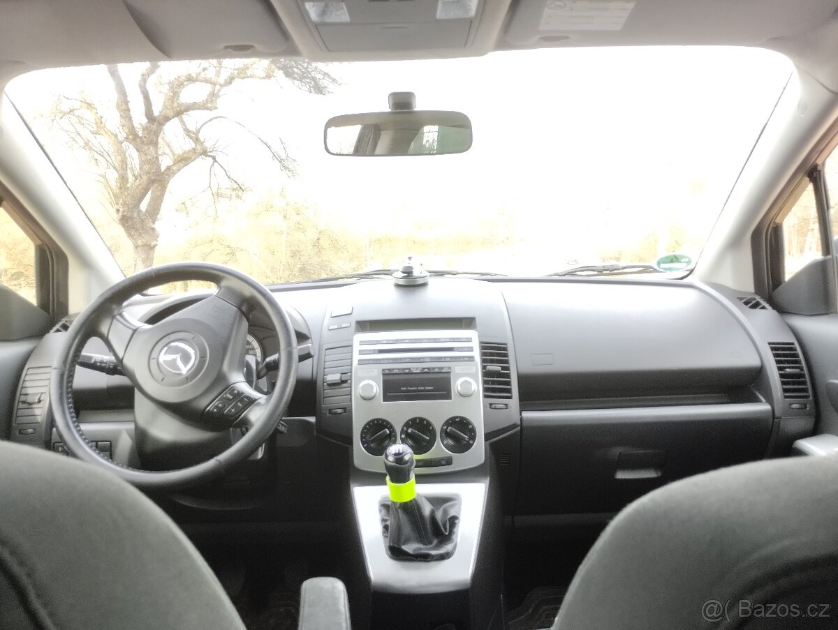Mazda 5 - 9