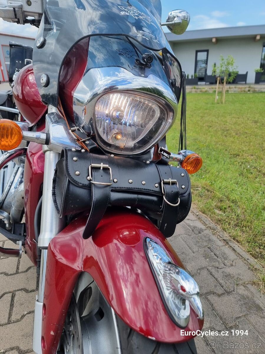 Suzuki Intruder M1800R - 9