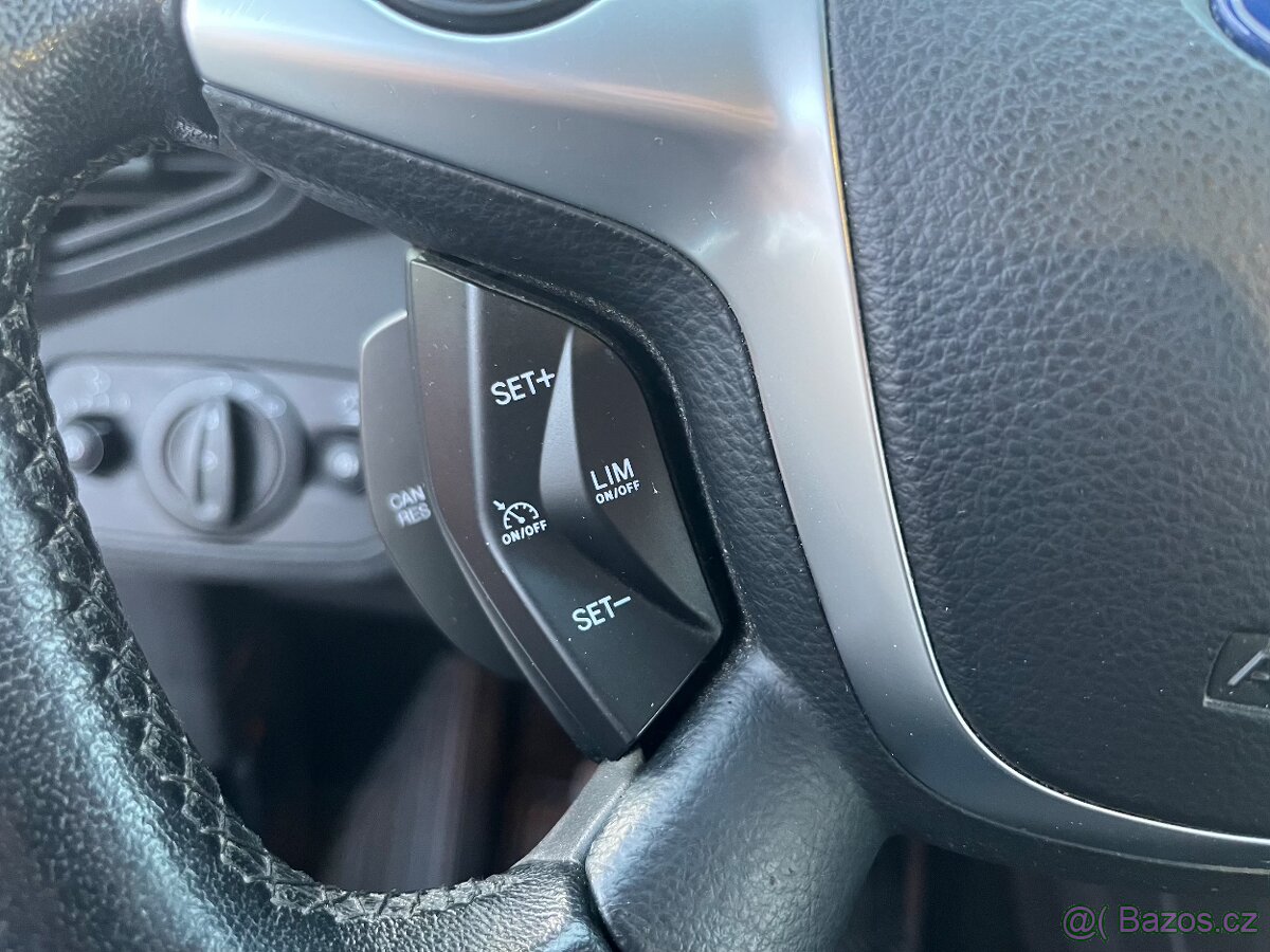 Ford Kuga 2.0 TDCi • 3/2016 • 88kw • 1.majitel v ČR - 9