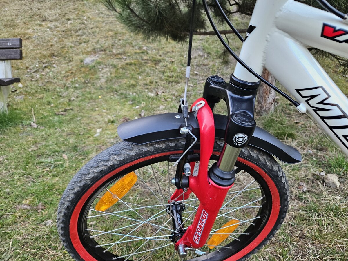 SLEVA Dětské jízdní kolo vel 20 - 9