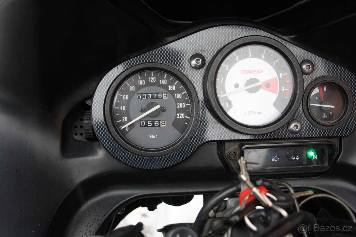 Yamaha TDM 850 - 9