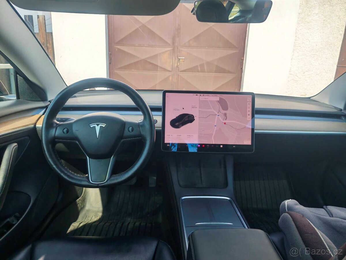 Tesla Model 3 Long Range 2021 AWD refresh původ ČR - 9