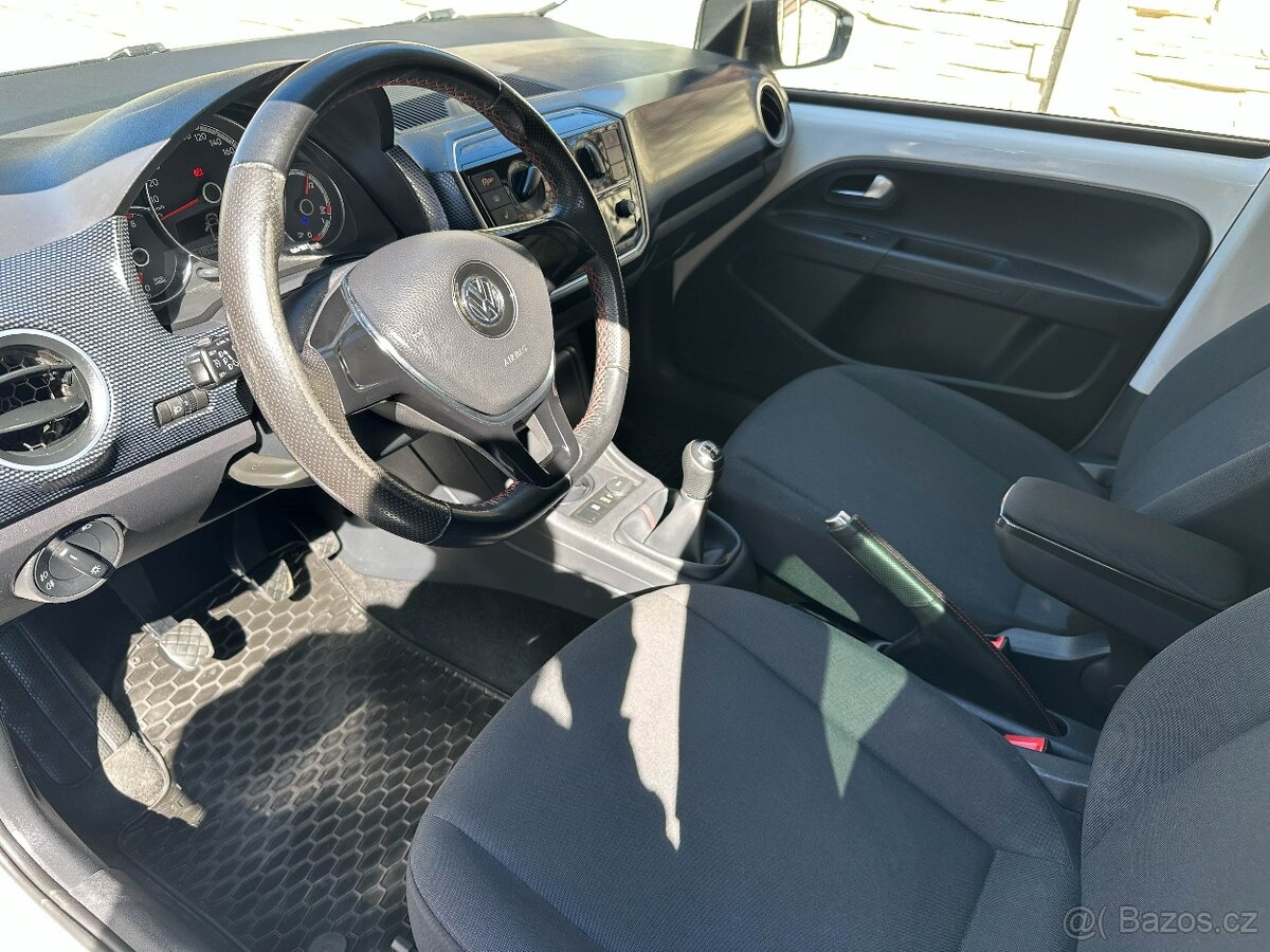 Volkswagen Up, WV UP 1.0 CNG DPH 2017 - 9