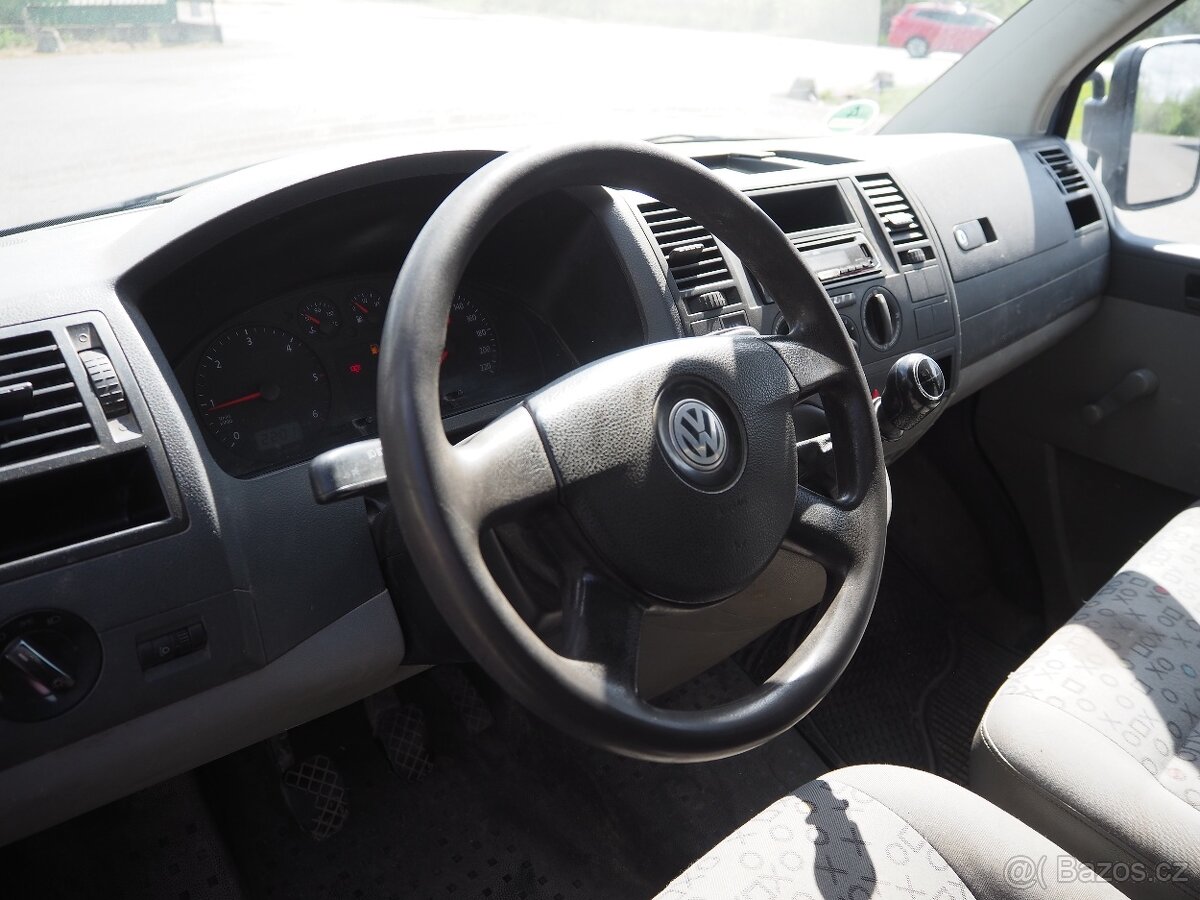 Volkswagen Transporter T5 valník 1.9 TDI - 9