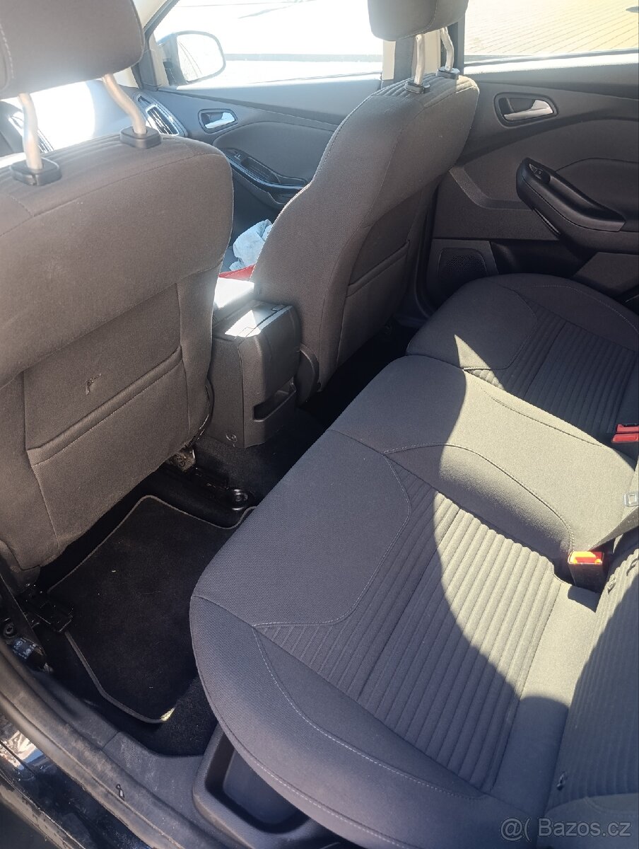 Ford Focus - 9