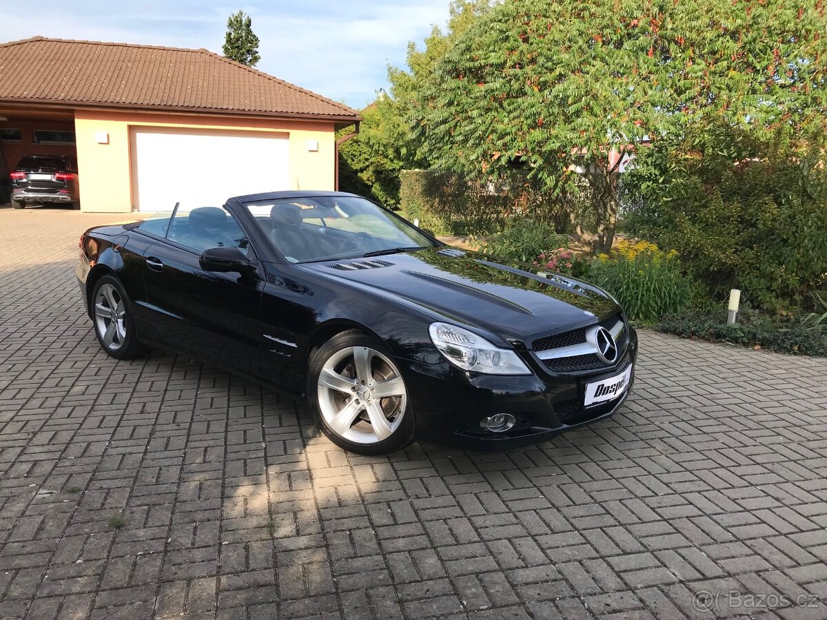 Mercedes SL 350, rok 2009 - 9