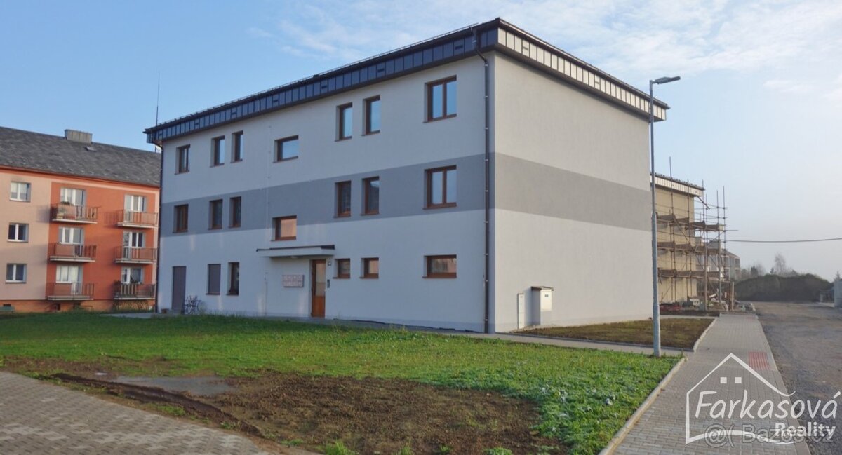 Pronájem bytu 1+kk na ulici Palackého v Lanškrouně. - 9