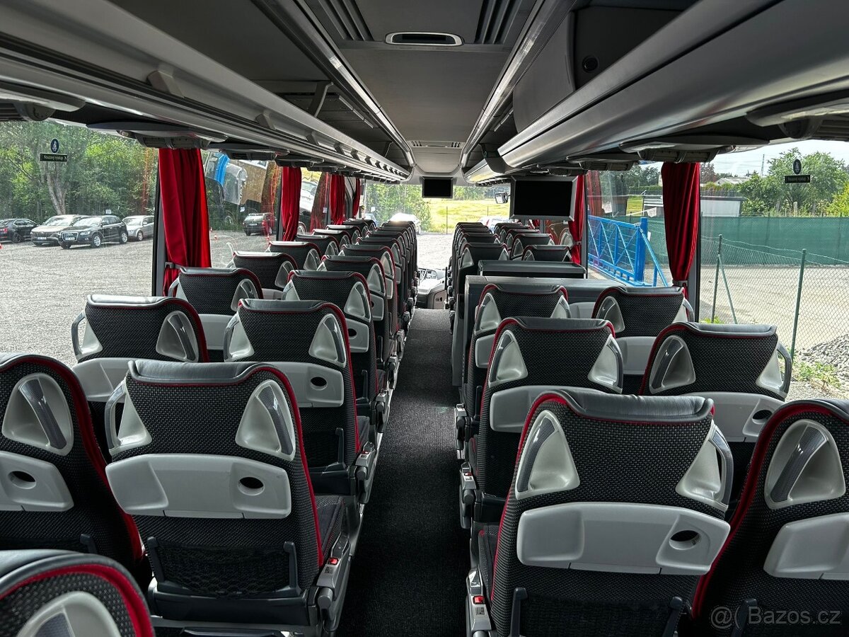 MB Travego 15 RHD - 9