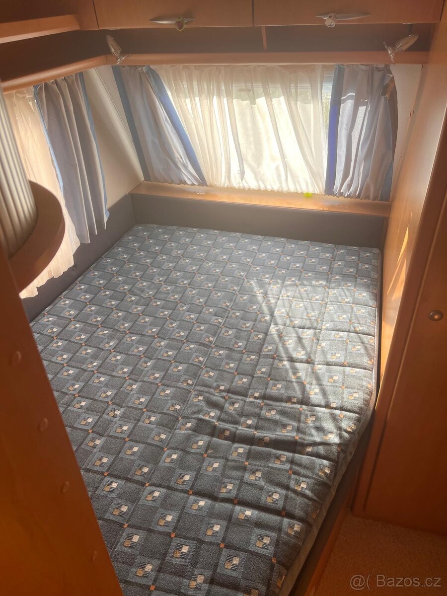 Karavan Eifelland E450 - 4místa - 9