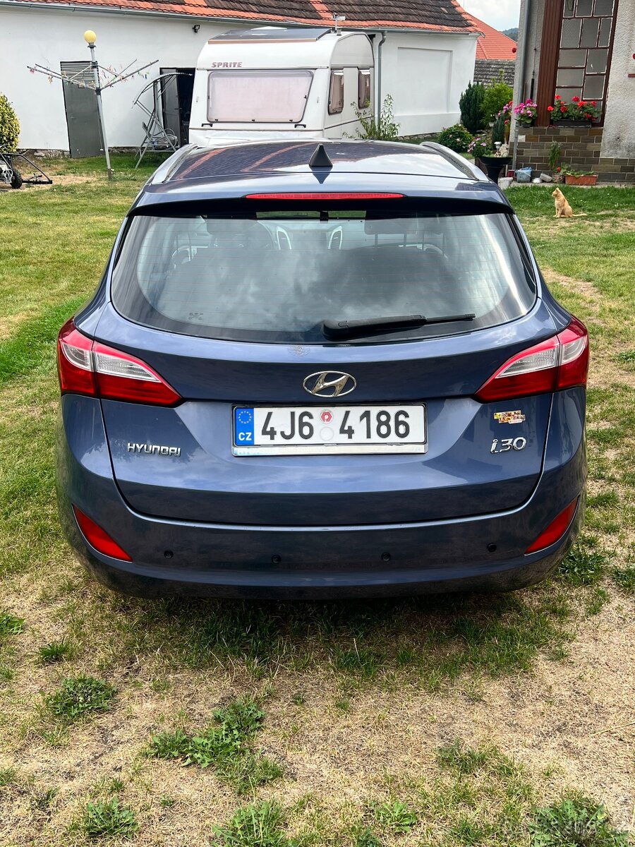 Hyundai i40 1.6 CRDI - 9