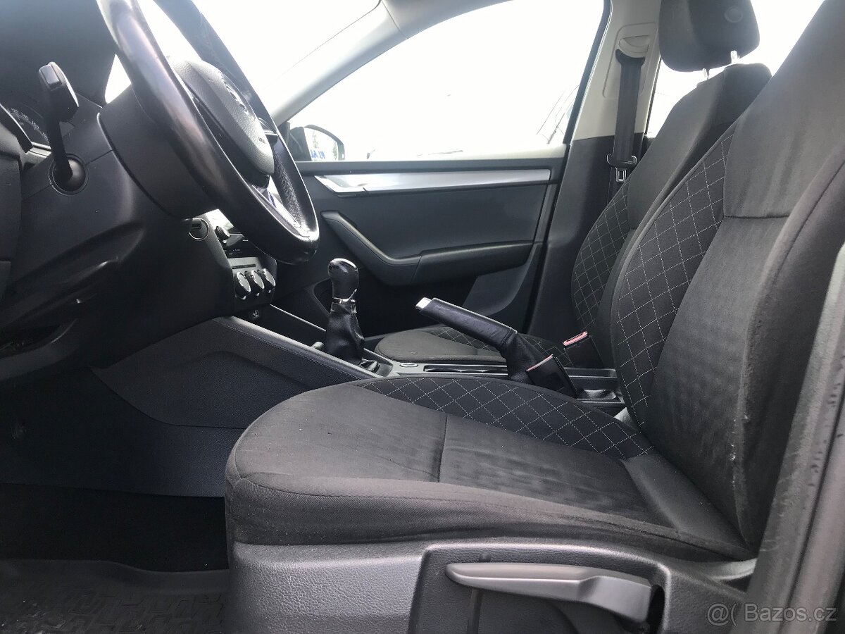 Škoda Octavia, 1.6 TDI 85 KW,TEMPOMAT,ČR... - 9