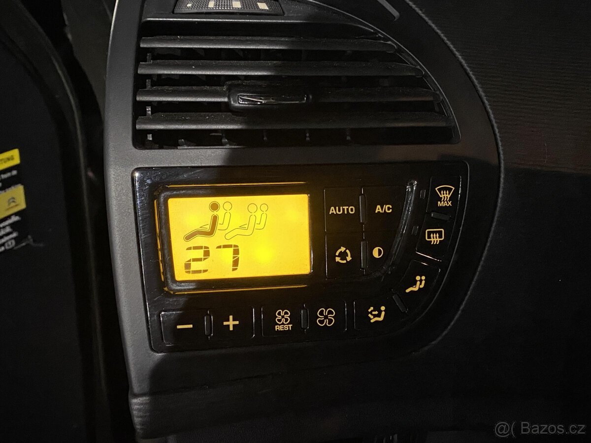 Citroën C4 Picasso 1.6i , 88 kW benzín, 2012 - 9