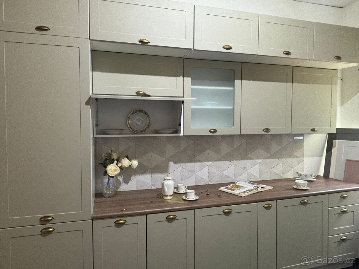 Moderní nepoužitá kuchyně NATALI krémová - 9