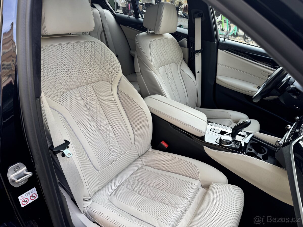 BMW M550i G30 2018 340 kw xDrive - 9