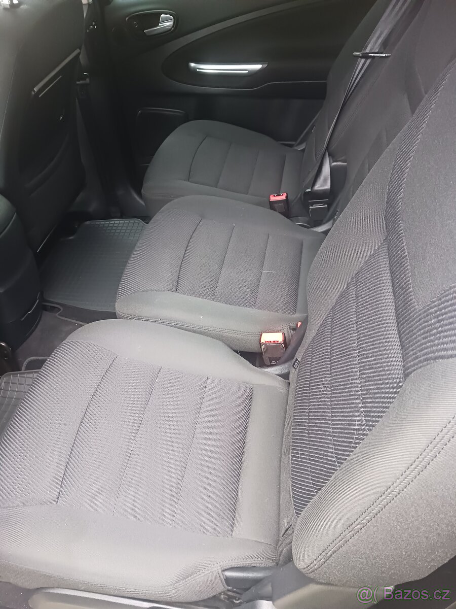 Prodám Ford Galaxy - 9