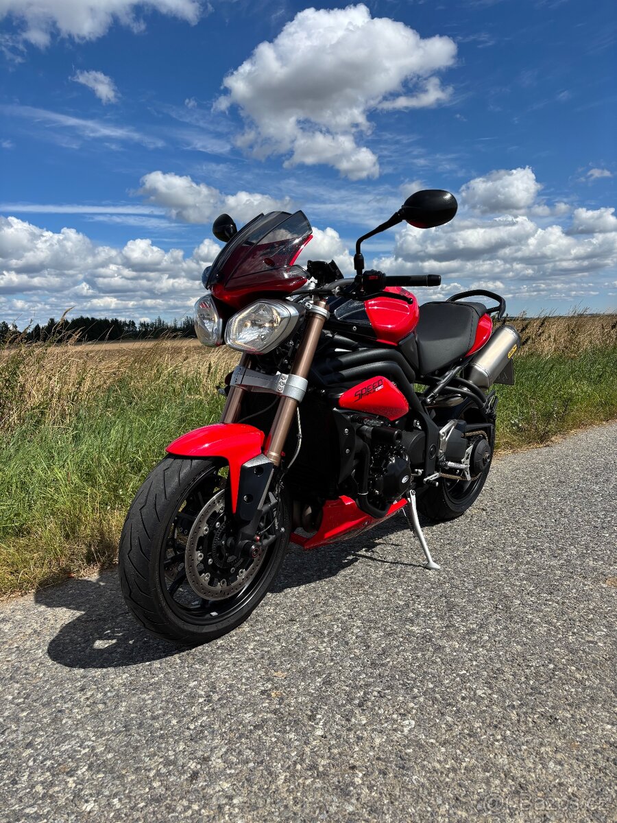 Triumph Speed Triple 1050 - 9