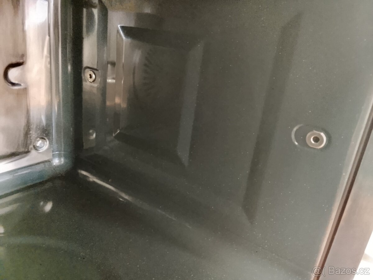 AEG trouba vestavná - 9