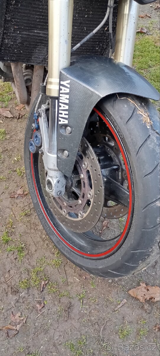 Yamaha yzf R1 street - 9