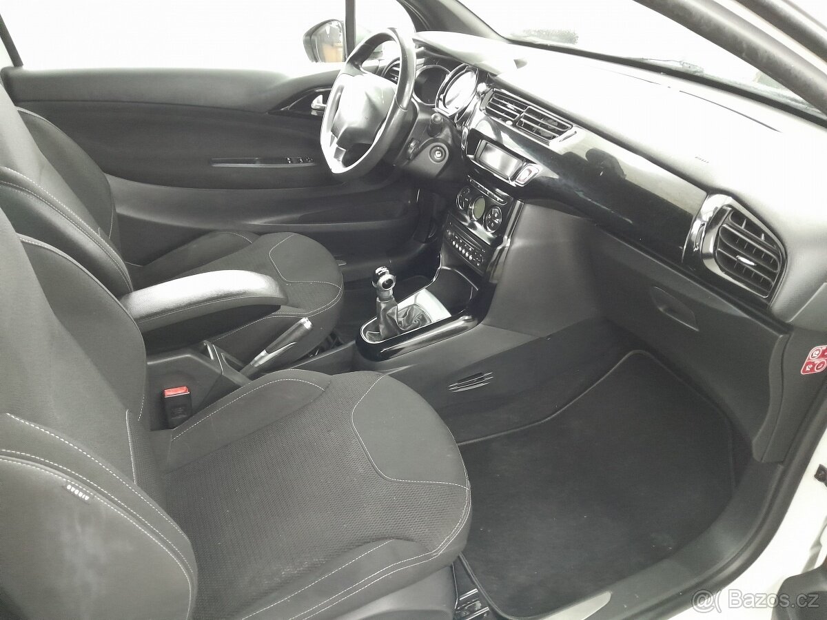 Citroën DS3 1.2 PTEC - 9
