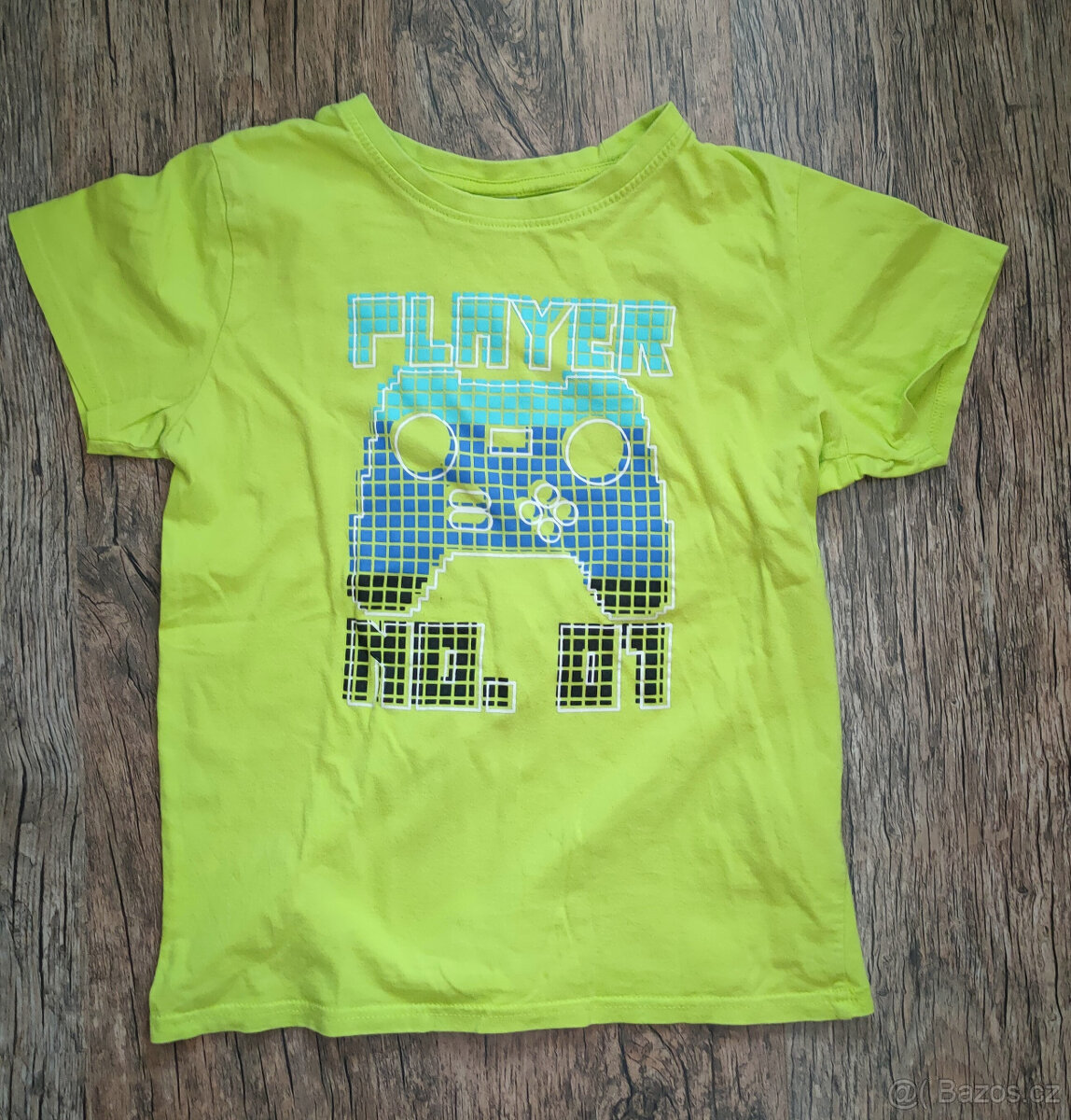 12 triček, vel. 146/152 - 9